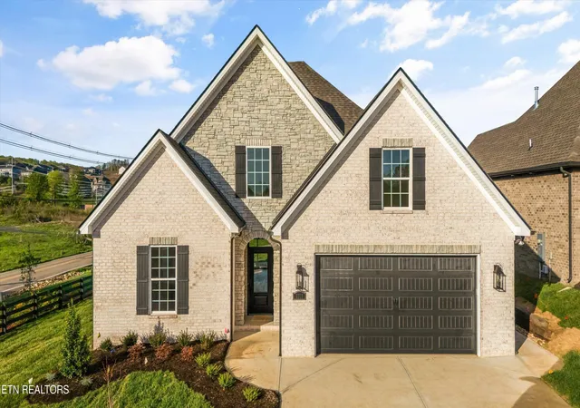 Photo 1 of Single family home for sale at 2103 Lantern Park Ln, Knoxville, TN 37932 | MLS# 1308941 | Listing updated on 2026-09-18