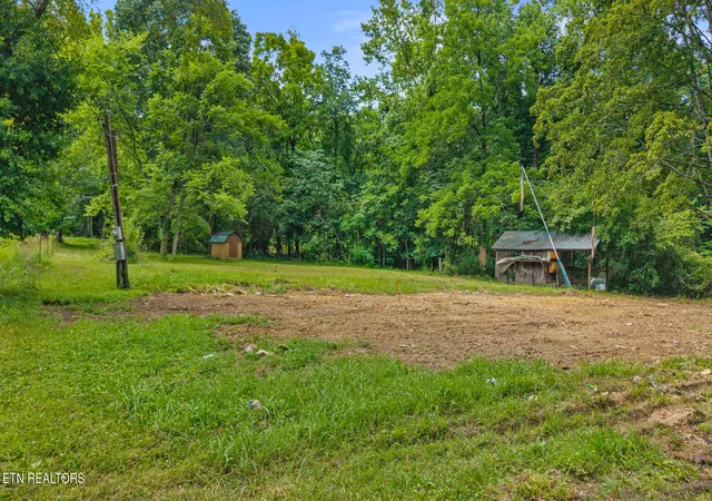 Homes for sale in Decatur, TN | 195 Crisp Ln, Decatur, TN 37322 | MLS# 1308854