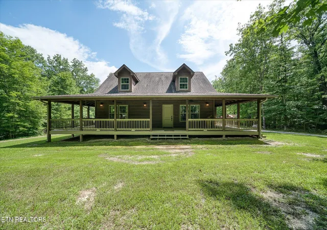 Homes for sale in Jamestown, TN | 424 Wilderness Ln, Jamestown, TN 38556 | MLS# 1309127