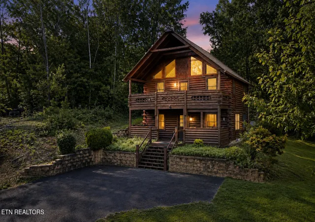 image of 735 Kings Hills Blvd, Pigeon Forge, TN 37863 | MLS# 1309213
