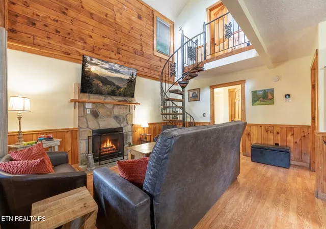 image of 735 Kings Hills Blvd, Pigeon Forge, TN 37863 | MLS# 1309213