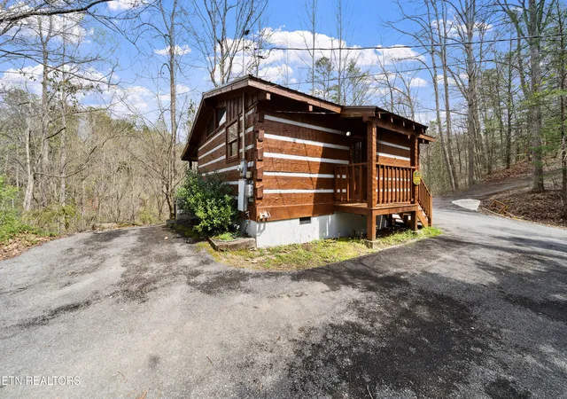 3rd image of 4130 Tro Way, Gatlinburg, TN 37738 | MLS# 1309272