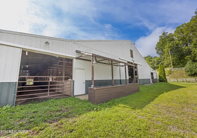 4th image of 500 Miller Rd, Clinton, TN 37716 | MLS# 1309509