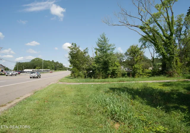 2nd image of 1735 Hwy 411, Vonore, TN 37885 | MLS# 1311697