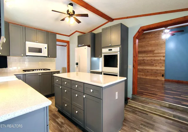 Photo 3 of Sale Pending at 262 County Rd 792, Etowah, TN 37331 | MLS# 1312276 | Listing updated on 2026-09-07
