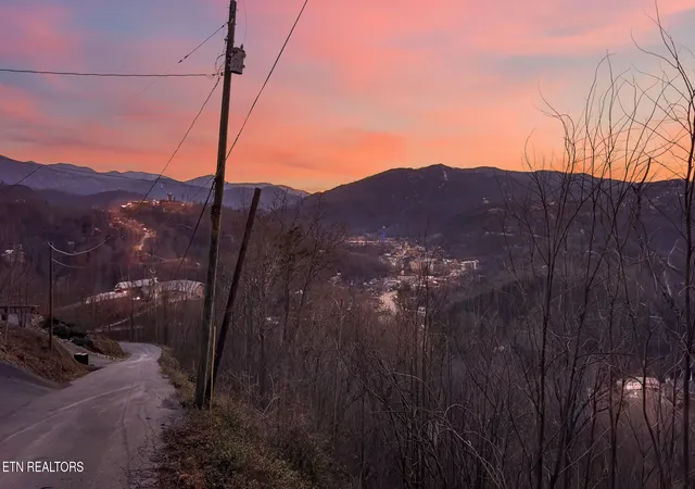4th image of L 3 Tower Rd, Gatlinburg, TN 37738 | MLS# 1312629