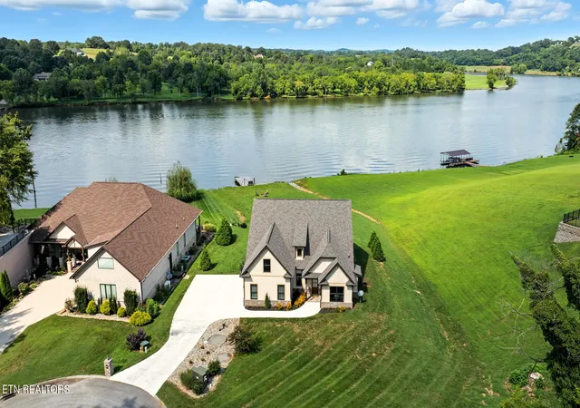 2nd image of 659 Quiet River Ln, Loudon, TN 37774 | MLS# 1312657