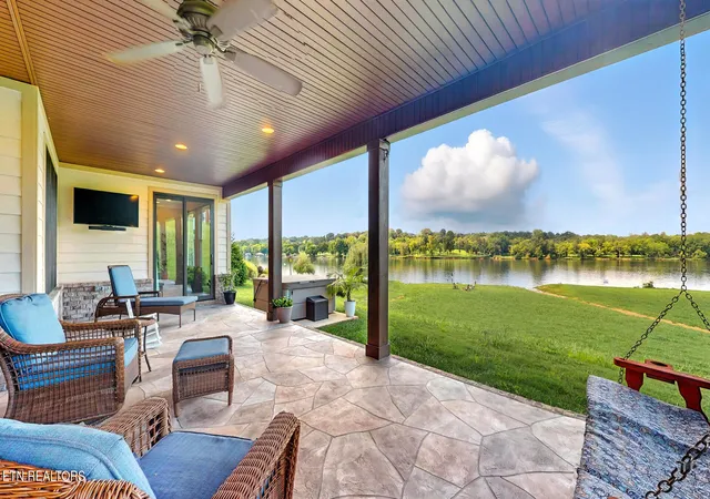 5th image of 659 Quiet River Ln, Loudon, TN 37774 | MLS# 1312657
