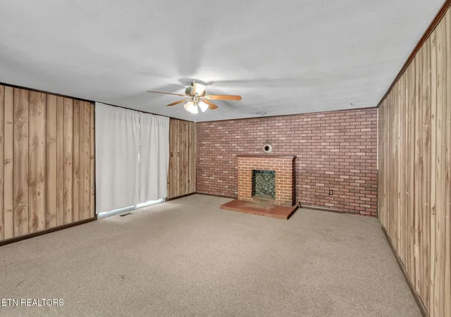 Homes for sale in Rocky Top, TN | 813 Andys Ridge Rd, Rocky Top, TN 37769 | MLS# 1313001