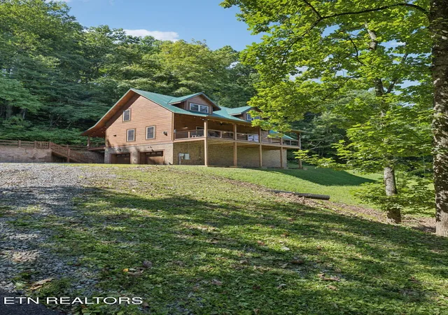 Photo 3 of Single family home for sale at 3119 Lexy Ln, Sevierville, TN 37862 | MLS# 1313763 | Listing updated on 2026-09-17