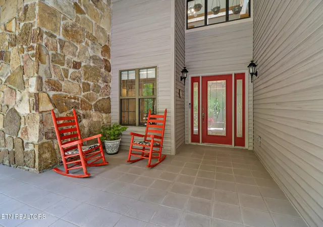 Photo 4 of Sale Pending at 124 Trafalgar Dr, Crossville, TN 38558 | MLS# 1314856 | Listing updated on 2026-08-27