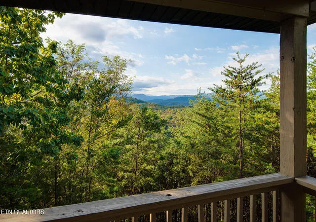 2nd image of 1433 Twin Rock Dr, Sevierville, TN 37862 | MLS# 1320228