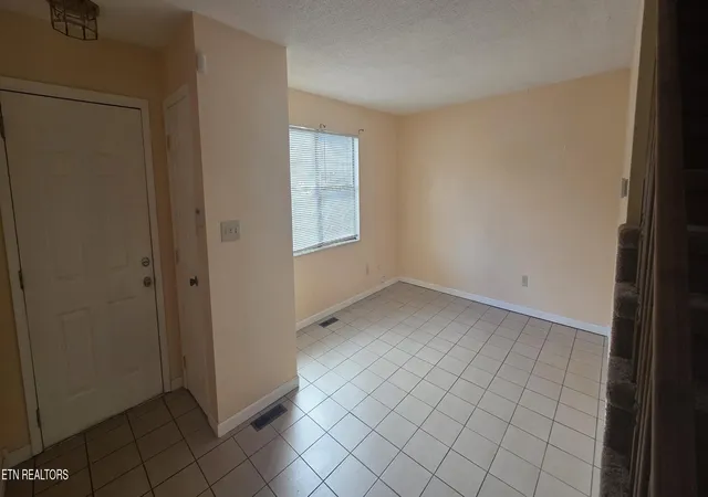 3rd image of 113 High Point Ln, Oak Ridge, TN 37830 | MLS# 1315174