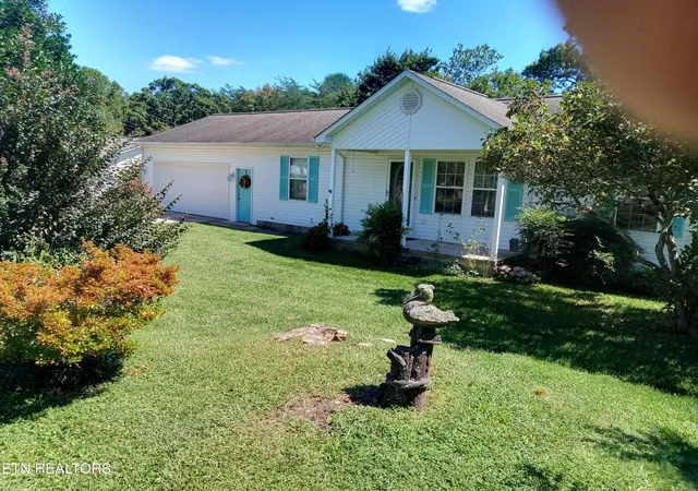 Photo 2 of Sale Pending at 41 Chelsea Dr, Crossville, TN 38555 | MLS# 1315456 | Listing updated on 2026-04-13