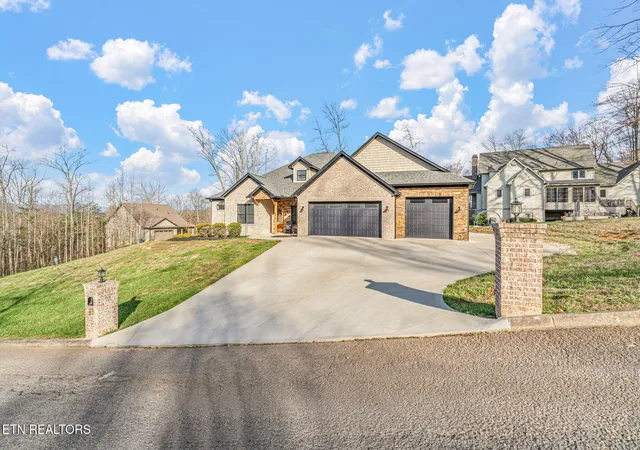 Homes for sale in Andersonville, TN | 105 Top Sail Ct, Andersonville, TN 37705 | MLS# 1315599