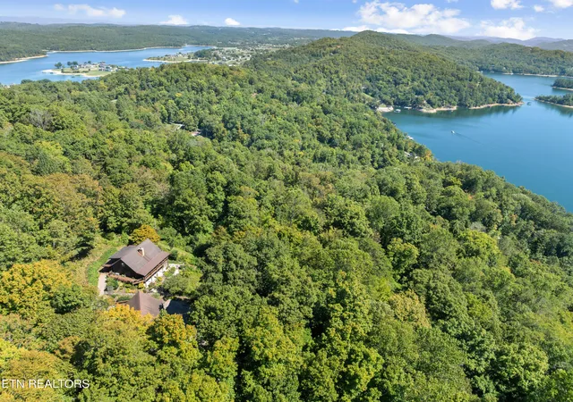 Photo 3 of Sale Pending at 1130 Lakeview Dr, Sharps Chapel, TN 37866 | MLS# 1315640 | Listing updated on 2026-09-19