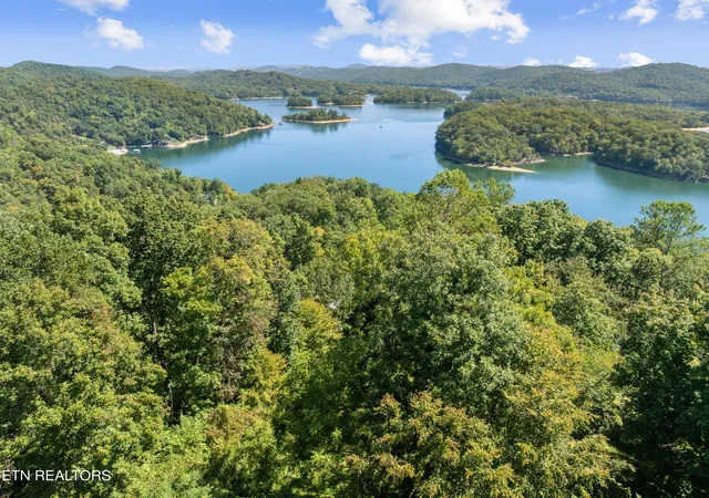Photo 4 of Sale Pending at 1130 Lakeview Dr, Sharps Chapel, TN 37866 | MLS# 1315640 | Listing updated on 2026-09-19