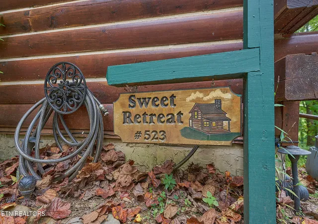 2nd image of 523 Hoot Owl Way, Gatlinburg, TN 37738 | MLS# 1315928