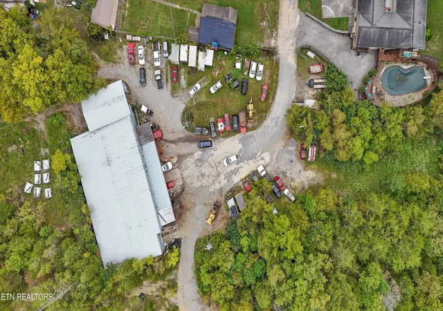 Photo 3 of Land for sale at 1021 E Hendron Chapel Rd, Knoxville, TN 37920 | MLS# 1317327 | Listing updated on 2026-03-26