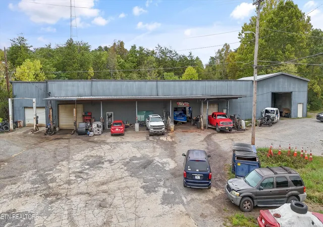 Photo 4 of Land for sale at 1021 E Hendron Chapel Rd, Knoxville, TN 37920 | MLS# 1317327 | Listing updated on 2026-03-26