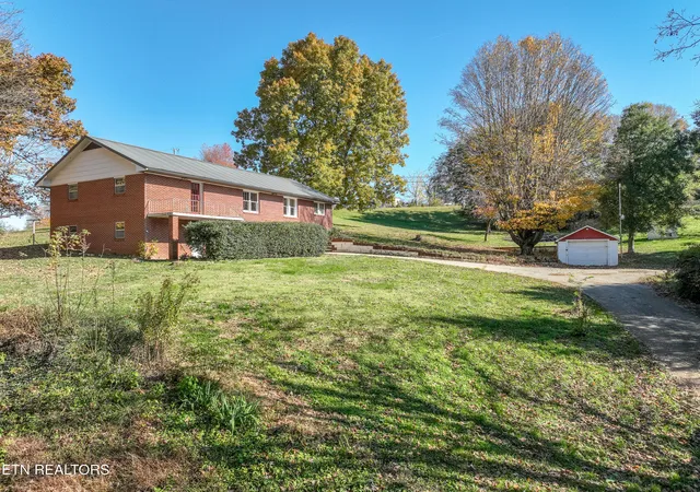 Homes for sale in Greenback, TN | 185 Trigonia Rd, Greenback, TN 37742 | MLS# 1316761