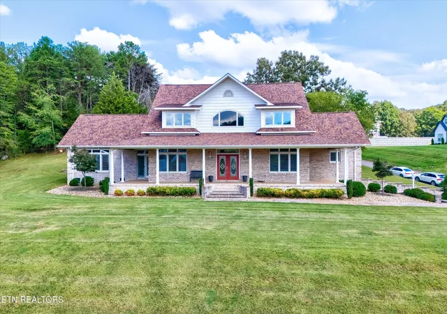 Photo 1 of Single family home for sale at 225 Rivers Edge Dr, Loudon, TN 37774 | MLS# 1317196 | Listing updated on 2026-06-16