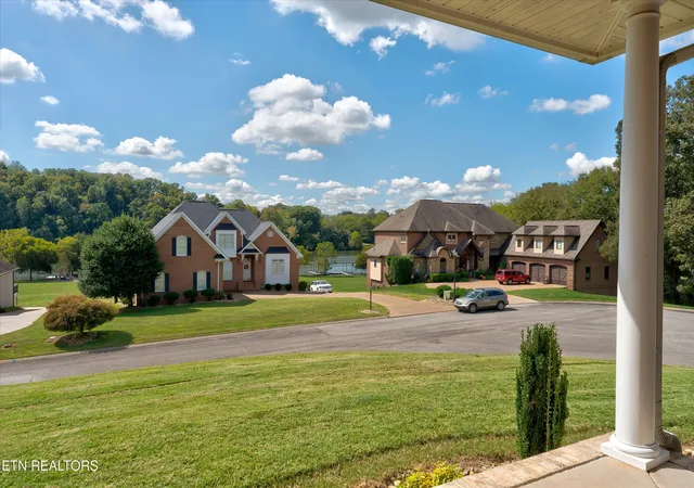 Photo 4 of Single family home for sale at 225 Rivers Edge Dr, Loudon, TN 37774 | MLS# 1317196 | Listing updated on 2026-06-16