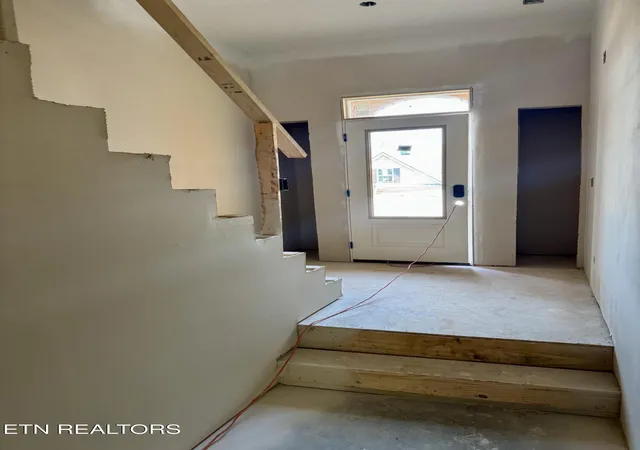 Photo 2 of Single family home for sale at 9968 Rio Bravo Ln, Knoxville, TN 37922 | MLS# 1326461 | Listing updated on 2026-08-28