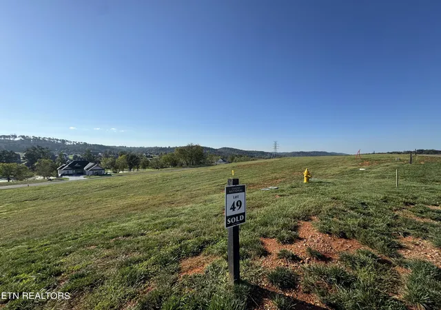2nd image of 417 Ladybug Ln, Loudon, TN 37774 | MLS# 1317752