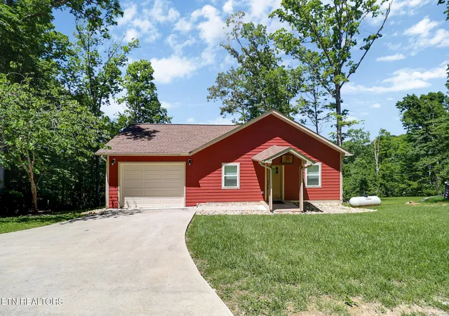 Homes for sale in Byrdstown, TN | 140 Rindler Ridge, Byrdstown, TN 38549 | MLS# 1317823