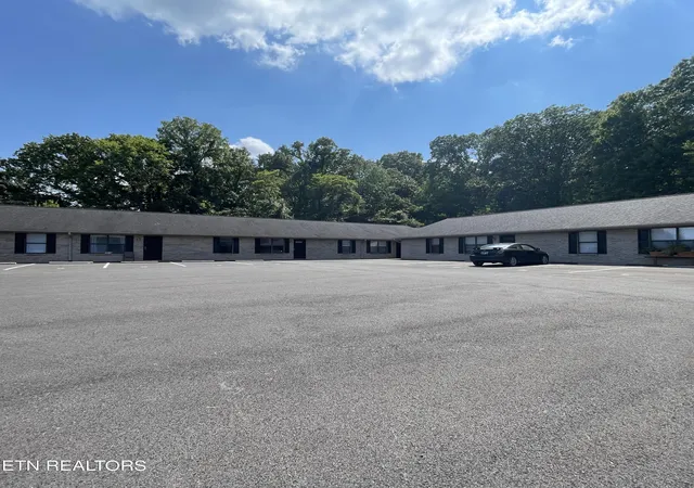 4th image of 2709 Roberts Rd, Kodak, TN 37764 | MLS# 1317803