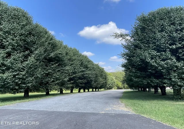 5th image of 2709 Roberts Rd, Kodak, TN 37764 | MLS# 1317803