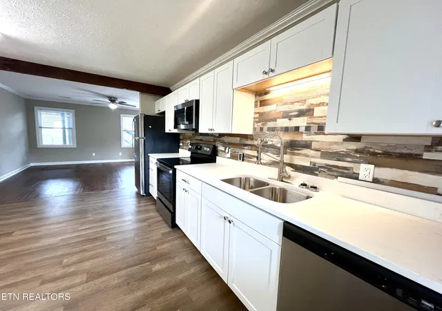 Photo 3 of Condo for sale at 3769 Wears Valley Rd #1, Sevierville, TN 37862 | MLS# 1317809 | Listing updated on 2025-12-08