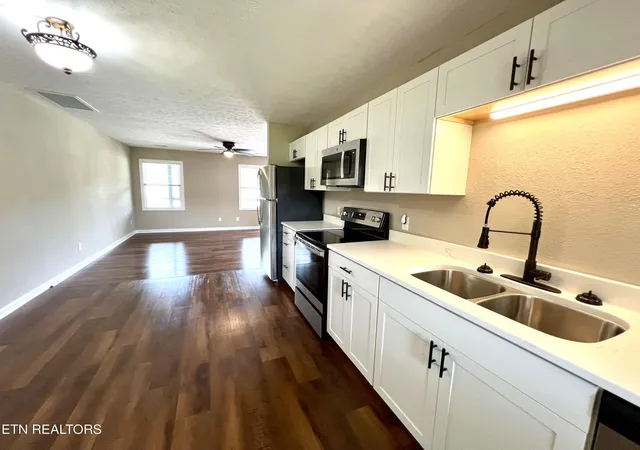 Photo 2 of Condo for sale at 3771 Wears Valley Rd #7, Sevierville, TN 37862 | MLS# 1317838 | Listing updated on 2025-12-08