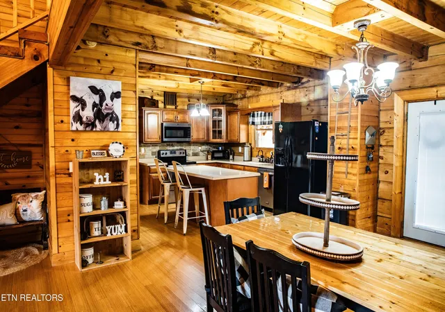 Photo 4 of Single family home for sale at 411 Cole Hollow Rd, New Tazewell, TN 37825 | MLS# 1317943 | Listing updated on 2026-01-28