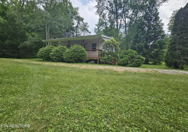 Homes for sale in Clairfield, TN | 220 Willis Ln, Clairfield, TN 37715 | MLS# 1345986