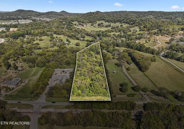 Photo 1 of Land for sale at 3012 Wilson Pike, Franklin, TN 37067 | MLS# 1319176 | Listing updated on 2026-03-25
