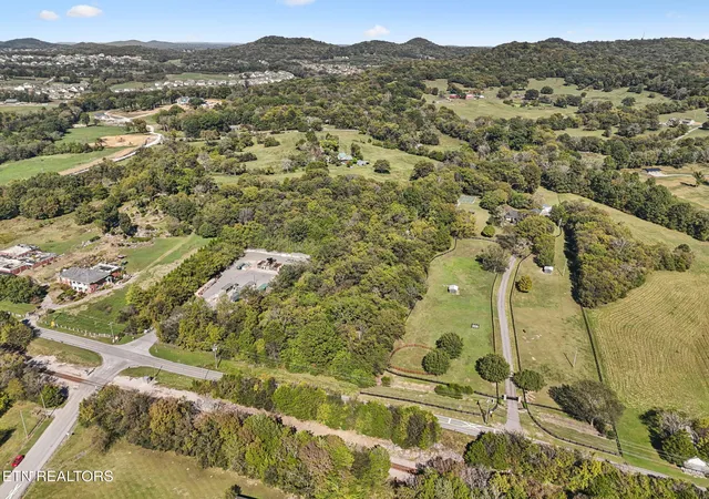 Photo 2 of Land for sale at 3012 Wilson Pike, Franklin, TN 37067 | MLS# 1319176 | Listing updated on 2026-03-25
