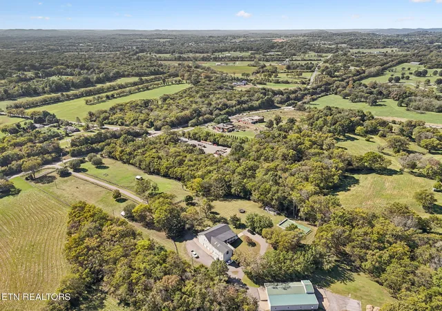 Photo 4 of Land for sale at 3012 Wilson Pike, Franklin, TN 37067 | MLS# 1319176 | Listing updated on 2026-03-25