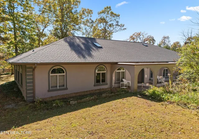 2nd image of 185 Tanglewood Tr, Crossville, TN 38571 | MLS# 1320255
