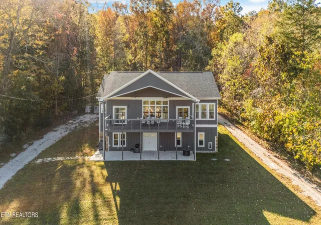 3rd image of 620 E E Norris Point Rd, La Follette, TN 37766 | MLS# 1319374