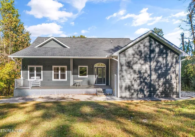 4th image of 620 E E Norris Point Rd, La Follette, TN 37766 | MLS# 1319374