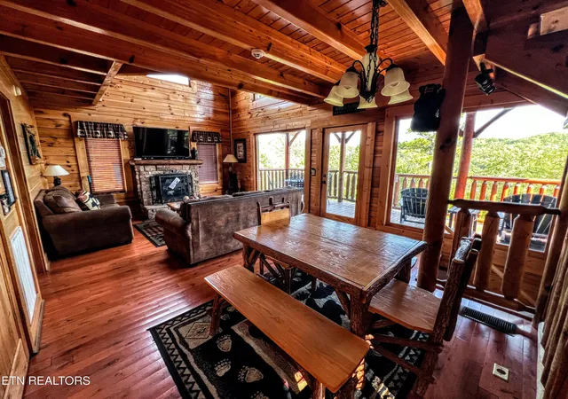 Photo 4 of Single family home for sale at 2866 White Oak Ridge Ln, Sevierville, TN 37862 | MLS# 1319291 | Listing updated on 2026-08-27