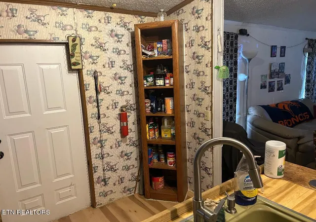 Photo 4 of Single family home for sale at 1365 Mohawk Ridge, Bulls Gap, TN 37711 | MLS# 1319526 | Listing updated on 2026-05-08