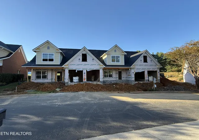 2nd image of 2389 Pauly Brk Wy, Knoxville, TN 37932