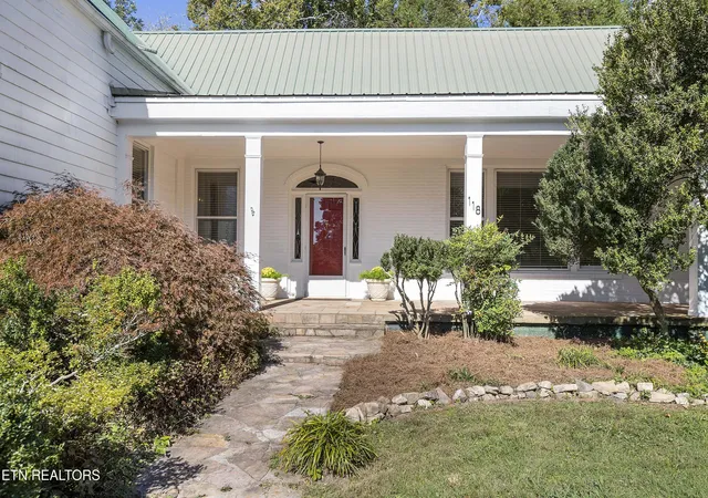 3rd image of 118 Highland Ave, Athens, TN 37303 | MLS# 1319814