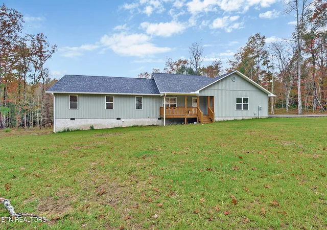 Homes for sale in Jamestown, TN | 172 Creekview Ct, Jamestown, TN 38556 | MLS# 1320194