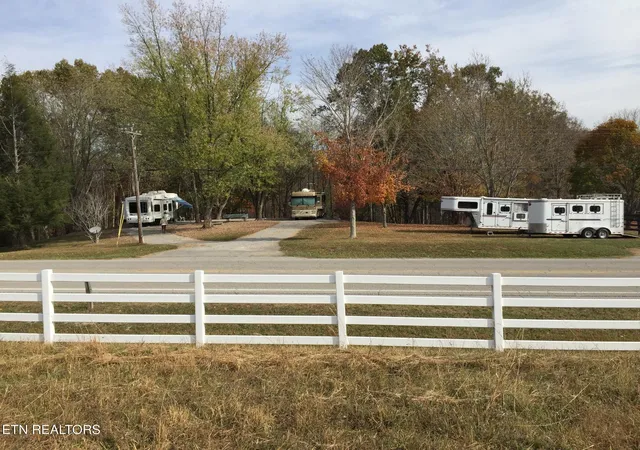 3rd image of 3265 Leatherwood Ford Rd, Jamestown, TN 38556 | MLS# 1321477