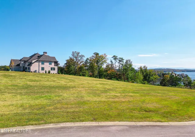 Photo 1 of Land for sale at 1199 Shadow Hill Dr, Lenoir City, TN 37772 | MLS# 1320463 | Listing updated on 2026-10-09