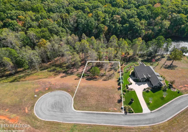 Photo 4 of Land for sale at 516 Beckets Way, Lenoir City, TN 37772 | MLS# 1320466 | Listing updated on 2026-01-07